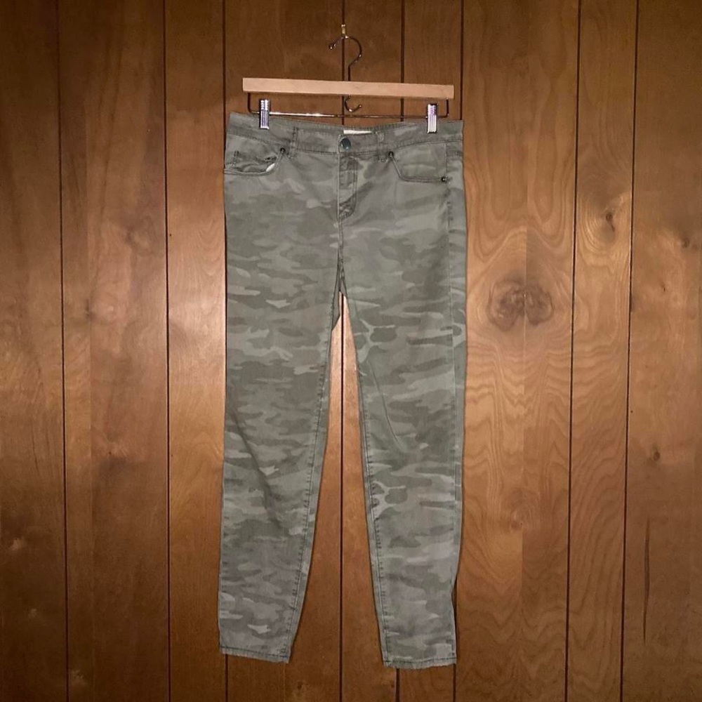 LOFT camo pants - Marisa fit